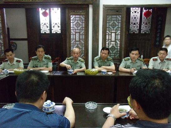 石臺縣人武部到天方開展主題教育活動