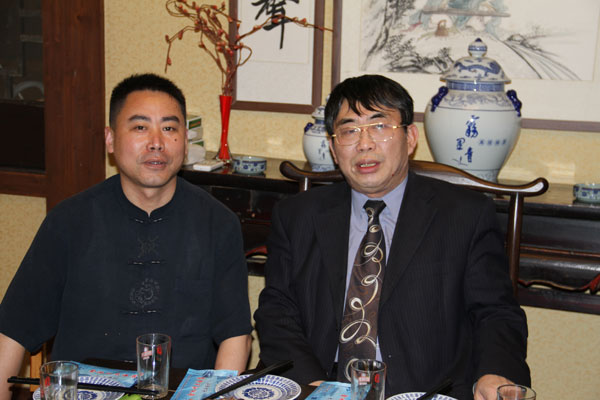 “棋圣”聶衛(wèi)平蒞臨池州天方茶苑，暢談茶道和棋道