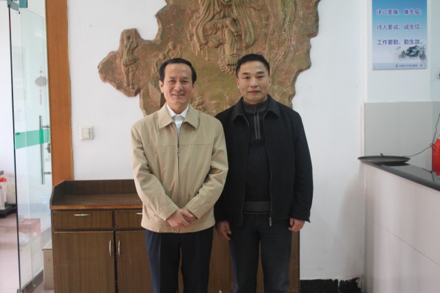 池州市委書記陳強一行視察安徽天方茶業(yè)集團