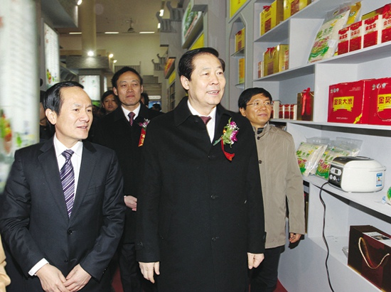 安徽天方茶業(yè)集團(tuán)參加首屆安徽名優(yōu)農(nóng)產(chǎn)品·綠色食品(北京)交易會(huì)